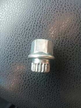 Abc-35 Bmw Oem Mini Wheel Lock Key 19 Splines Abc 35