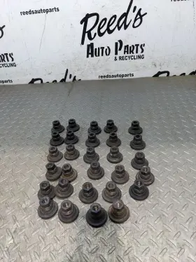 563.gm8o15 Chevrolet Truck 29- Factory Original Gm 2500 3500 Dually Double Thread Lug Nut 959192432 1189818