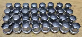 650422aa Dodge Ram Chrysler Jeep 14x1.50 Oem Lugs 8-lug 32pcs