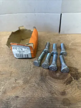 M12-1.50 Dorman 019495078135 7 Serrated Wheel Stud Clip Head 44.5mm 14.60mm Knurl 610-476