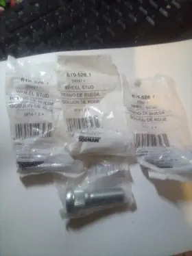 610-528.1 Dorman 610-528 Wheel Lug Stud Pack Of 4
