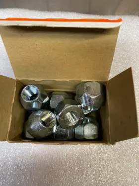 611-081 Dorman Wheel Lug Nut Lot Of 10