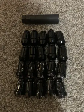 M12-1.50 Dorman/autograde 711-356 Wheel Lug Nut Lock Set Thread