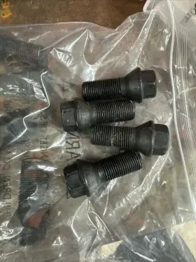 Bs426a-bk Farad Italy Oem Bmw M3/m4 G80 G82 Wheel Bolt For 2011 F30 G20 M14x1.25 Set Of 20