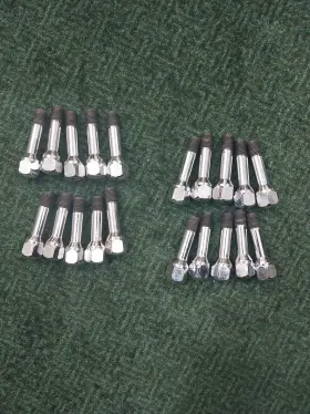 70006039 Ferrari 599 Gtb 2006 - 2012 Oem Wheel Studs