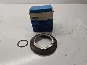 D16y-1180-a Ford Spacer Made In Italy De Tomaso Pantera Front Wheel Hub