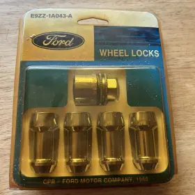 E9zz-1a043-a Ford 1979 - 1993 Mustang Gt Lx Svo Lug Nut Wheel Lock Set