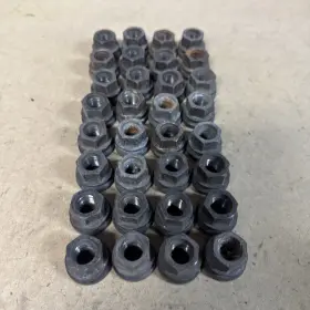 Xy000029 Ford 32 Open End 14x2.0 Lug Nuts Original Fit F-250 F-350 Excursion 1999-2004