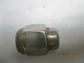 12387947 General Motors Genuine Gm Oem Wheel Nut Nos