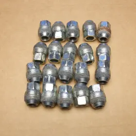 12337896 Gm 10194314 20 Lug Nuts Factory Chevy Buick Olds Pontiac Saturn 9599296
