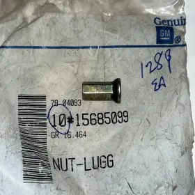 15685099 Gm Genuine Lugnut Sold As Each Free Shipping