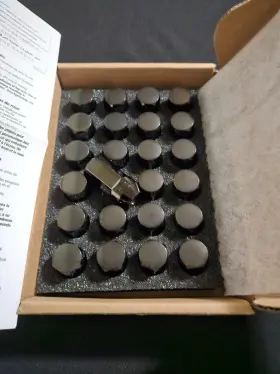 85105297 Gm Oem Black Chrome Wheel Lug Nuts # - 24 Pack