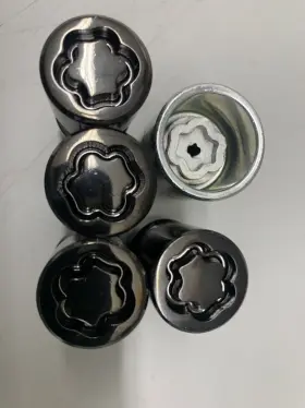 9599487 Gm 2018-2022 Cadillac Gmc Chevrolet Wheel Lock Kit - 4 Locks And 1 Key