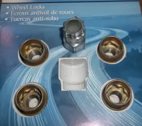 12497478 Gm Chevy Accessories Mcgard Oem 5-pc. Wheel Lock Set #12497478 Coded Key And 4 Nuts 80211