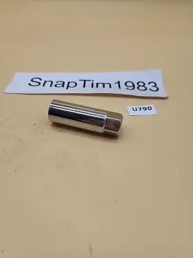 32704 Gm Performance Tools Thin Wall Lug Nut Wrench Adapter From 5/8