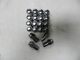 75148 Gorilla 20 14mm X 1.50 Thread 7/8 Inch Hex Head Closed End Lug Nuts Steel Chrome