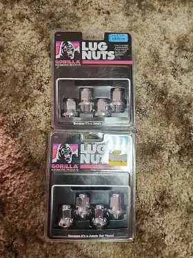 66197dx Gorilla Aluto Products 012619911479 8 Wheel Chrome Lug Nuts By 2 New Packs Of 9/16 14x 1.5