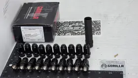 21133etbc Gorilla Automotive Black Et Spline Small Diameter Lug Nut Kit M12x1.50 20pc And Key