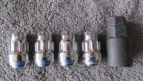 41137b Gorilla Automotive Wheel Locks 12mm X 1.50 Thread Bulge Acorn Chrome 12x1.5 Mazda Cx-30