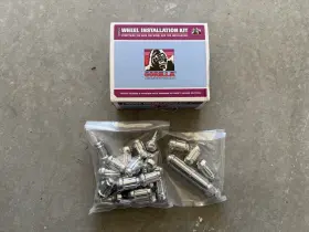 K6csl-12150gr Gorilla Automotive Products Wheel Installation Kit 12mm X 1.50 Chrome Spline Lug Nuts