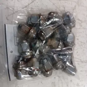 985.hy1n14 Hyundai Accent Lug Nut Set 2012 2013 2014 2015 2016 2017 Oem