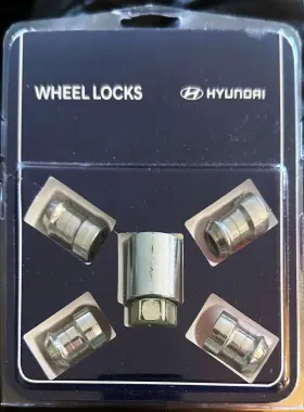 U8440-005021 Hyundai Oem Wheel Locks U8440-00501