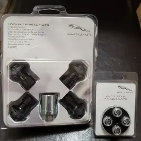 C2d52041 Jaguar Genuine Take-off Oem Black Wheel Lock Kit F-type 12x1.50 Bonus
