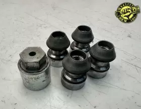 T4a11437 Jaguar 2017-2024 F-pace E-pace I-pace Anti Theft Locking Wheel Nut Kit Set Oem