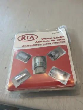 Um040-wl002 Kia Oem Genuine Um040 Wl002 Wheel Locks Set 82429 Lock