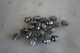 199.le1h02 Lexus 2002 2003 2004 2005 2006 Es300 Es330 Wheel Lug Nuts Bolts 20 Pieces