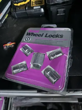 24196 Mcgard 24194 Wheel Lock Nut Set M12 X 1.5mm Used Like New Condition
