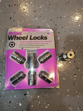 24538 Mcgard Wheel - Lock Rear Front