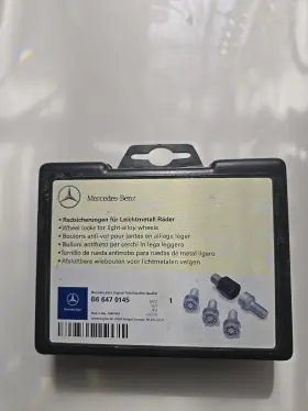 B66470145 Mercedes Benz Locking Wheel Nut Set Oem