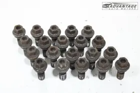 A0019900607 Mercedes-benz 2016-23 Metris W447 Front And Rear Wheel Rim Lug Nut Bolts Set Of 20 Oem