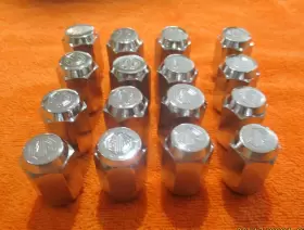 Ahh9125mg Mgb Wheel Lugs Inch Mg Crested Set Of 16 For 14 Rostyle Wheels Chromed
