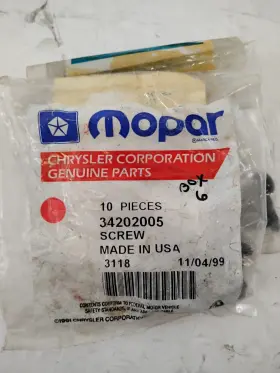 34202005 Mopar Oem Set Of 30 Pan Head Torx Screws