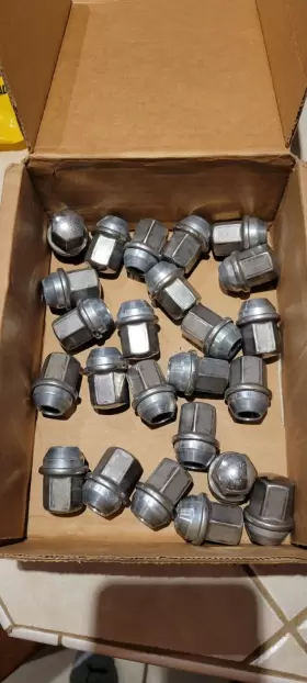 611330 Mopar 2012-2022 Dodge Ram 1500 Oem Lug Nuts 14x1.5 Set Of 24 Pieces
