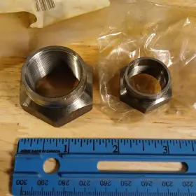 32236-e9500 Nissan 1979-2004 Datsun Hex Nut 2 Pc. Kit Nos Oem