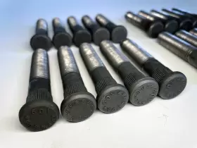 Porsche 901 331 671 01 Verbus Wheel Stud - 72 Mm