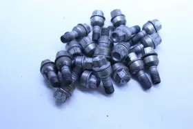 99636120302-24184 Porsche 911 996 997 Boxster Cayman 986 987 Wheel Lug Nut Set Of 20