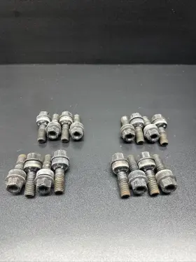 997-361-980-07 Porsche 2011 - 2022 Cayenne Wheel Rim Lug Nut Bolt Oem Set Of 16 Pcs