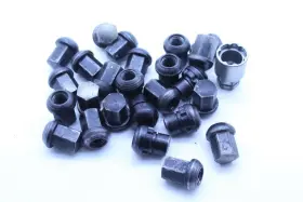 99918200336-g3906 Porsche 1990-1998 911 964 993 Wheel Lug Nut Set With Lock