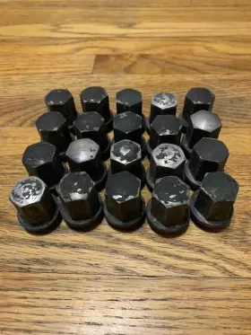 N0201121 Porsche Full Set Original 356 911 924 944 928 14x1.5 Wheel Lug Nuts Aluminum