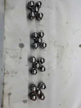 563.ts1s14 Tesla S 2014 Set Of 20 Silver Lug Nuts M14x1.5