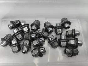 999.to1n11 Toyota 2009-2015 Prius 20 Pieces Universal Lug Nut Set Oem