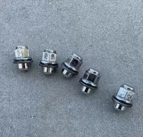90084-94001 Toyota Genuine Oem Set Of 5 1993-2024 Lexus Scion Chrome Wheel Hub Lug Nut Short