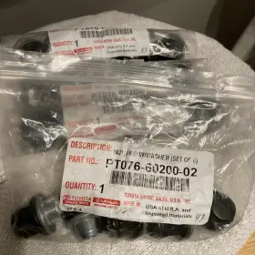 Pt076-60200-02 Toyota Tacoma Fj Cruiser 4runner Black Pvd Lug Nuts Set Of 24