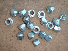 N201121 Volkswagen Rebuilt German 14mm Wheel Lug Nuts For Bus/truck