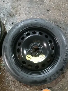 563.vo1u03 Volvo 2001-2004 Xc70 V70 Cpmact Tire Spare Oem Tested 135 90 17