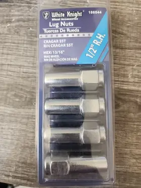 188544 White Knight Wheel Lug Nuts - Cragar Sst 1/2 Inch Rh Mag 13/16 Hex 4/pack
